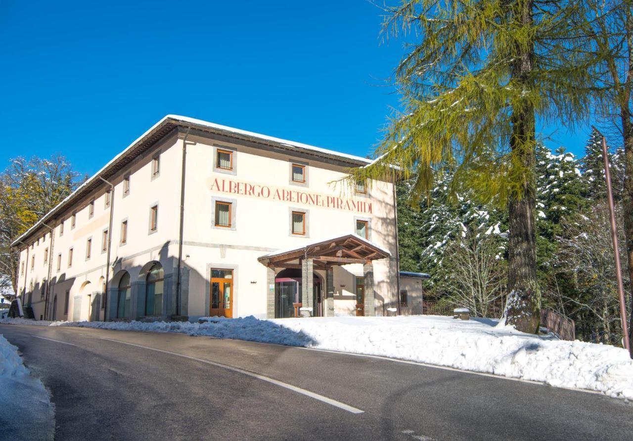 Abetone E Piramidi Resort Экстерьер фото