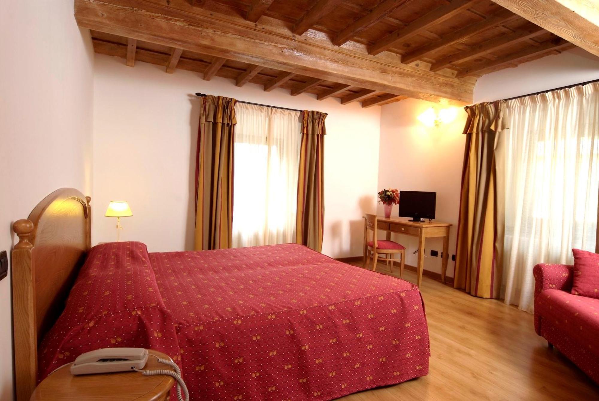Abetone E Piramidi Resort Экстерьер фото